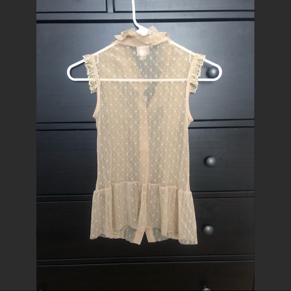 Sheer lace button down - Picture 4 of 5